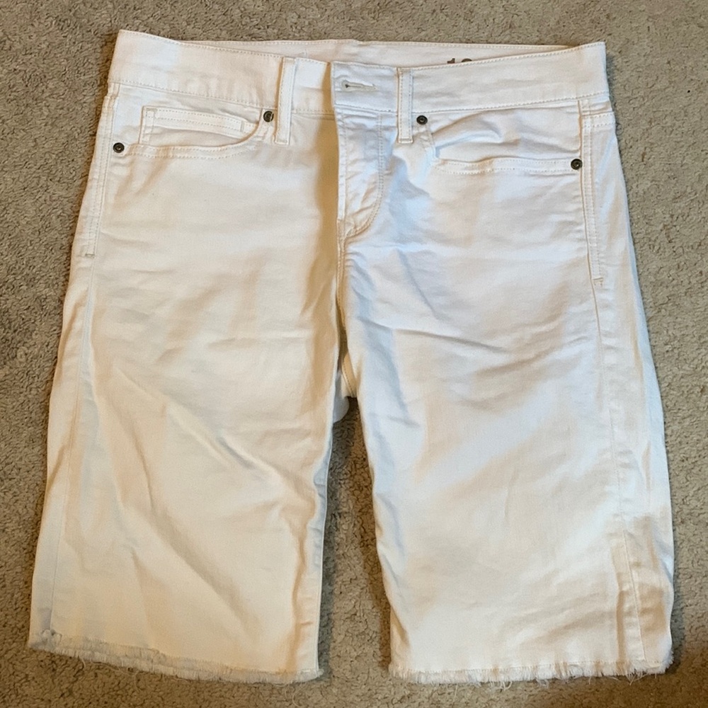 Gap 1969 denim stretch jean shorts. Size 29/8